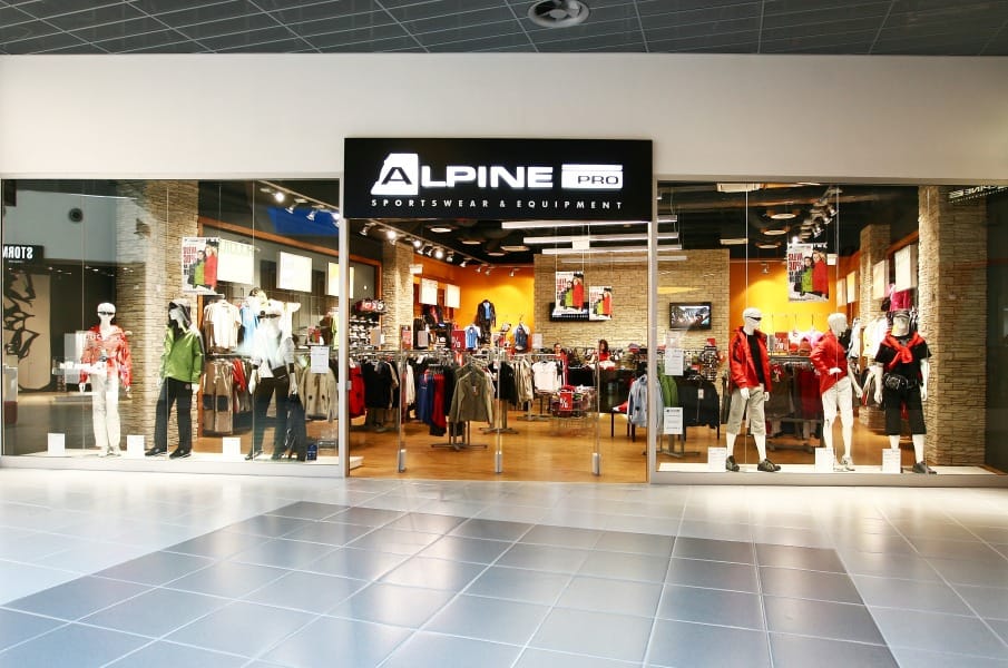 Interiér predajne ALPINE PRO – OC Laugaricio
