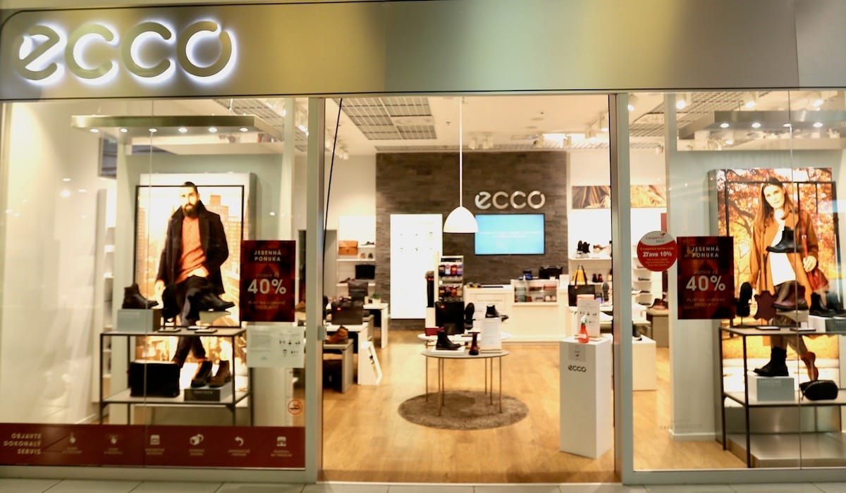 Interiér predajne ECCO – OC Laugaricio
