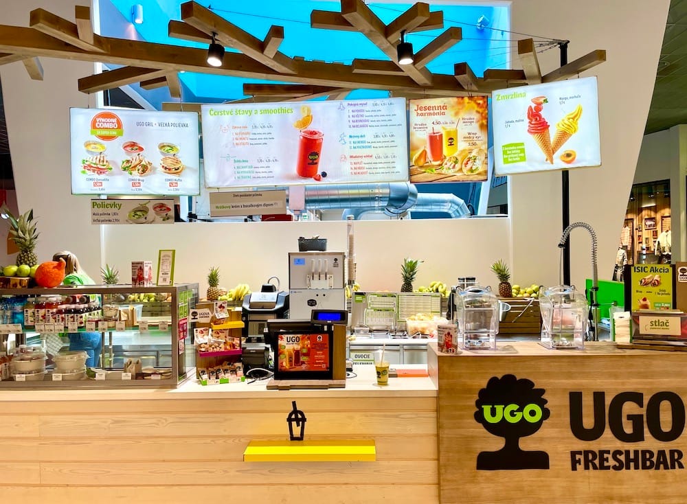 Interiér predajne UGO FRESHBAR – OC Laugaricio