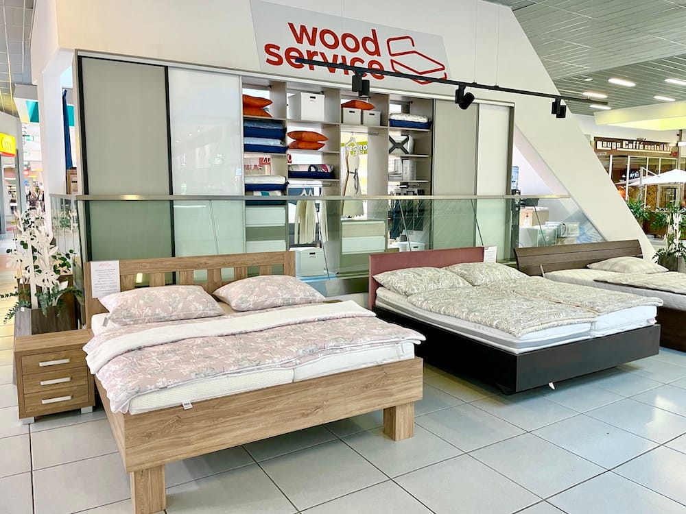 Interiér predajne Wood service – OC Laugaricio