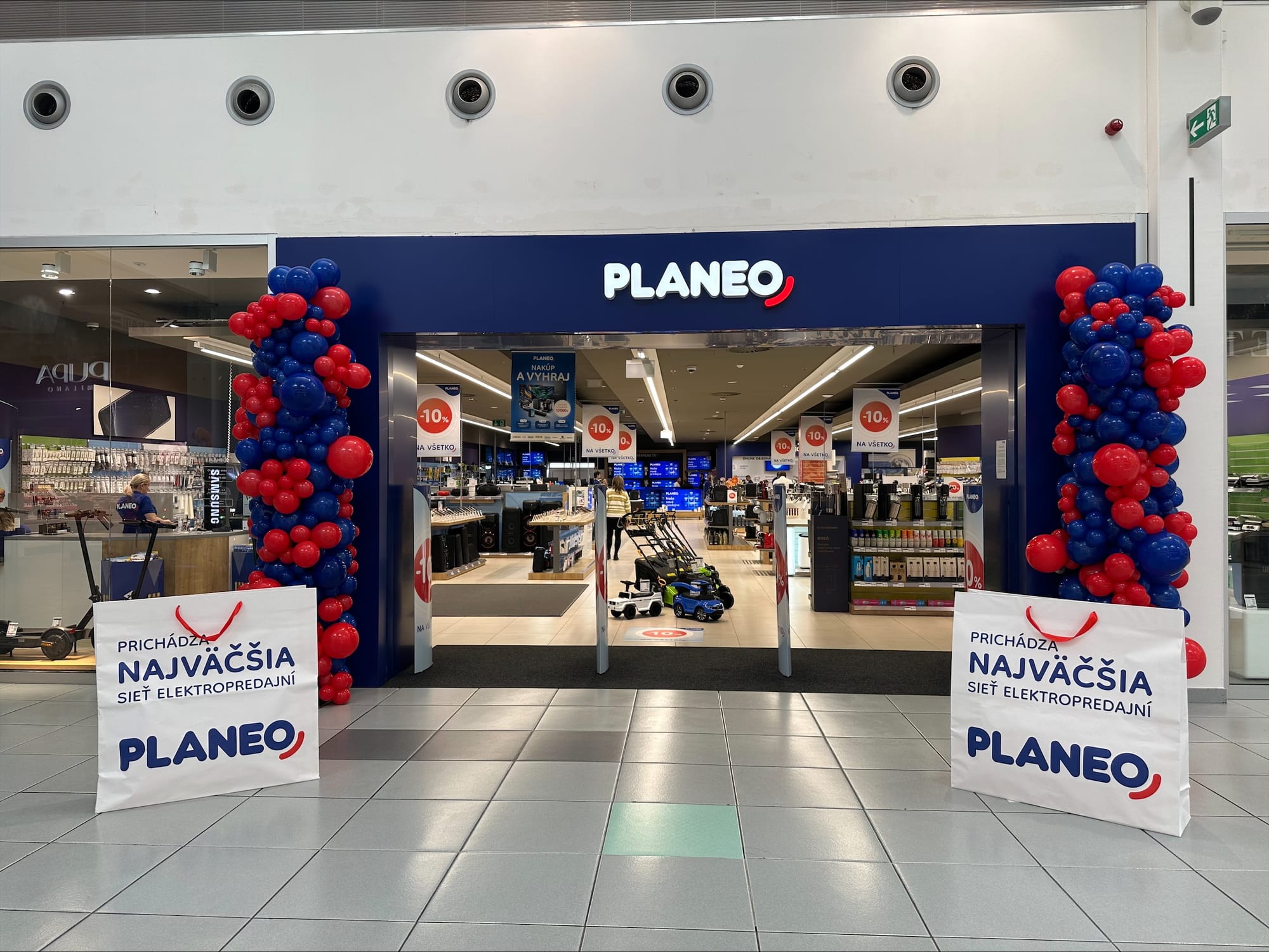 Interiér predajne PLANEO – OC Laugaricio