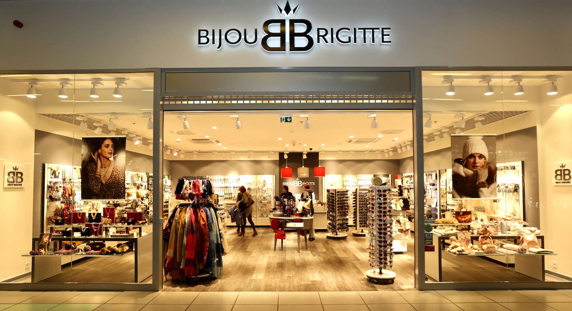 Interiér predajne Bijou Brigitte – OC Laugaricio