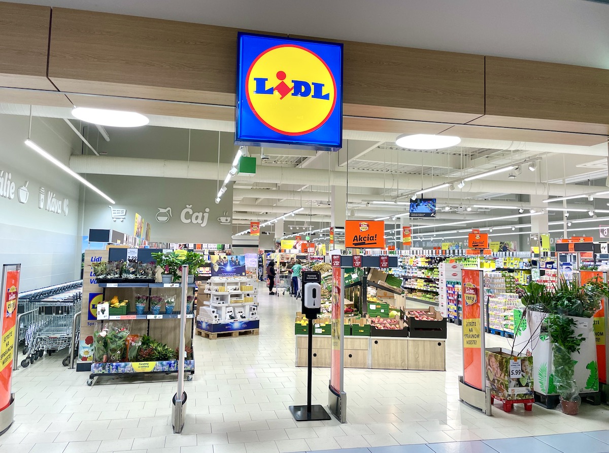 Interiér predajne Lidl – OC Laugaricio